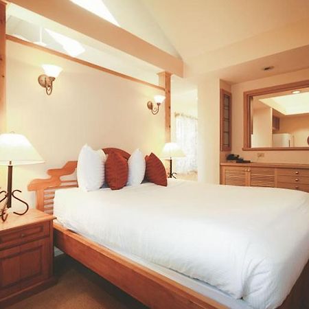 Spinnakers Gastro Brewpub & Guesthouses Victoria Exteriör bild