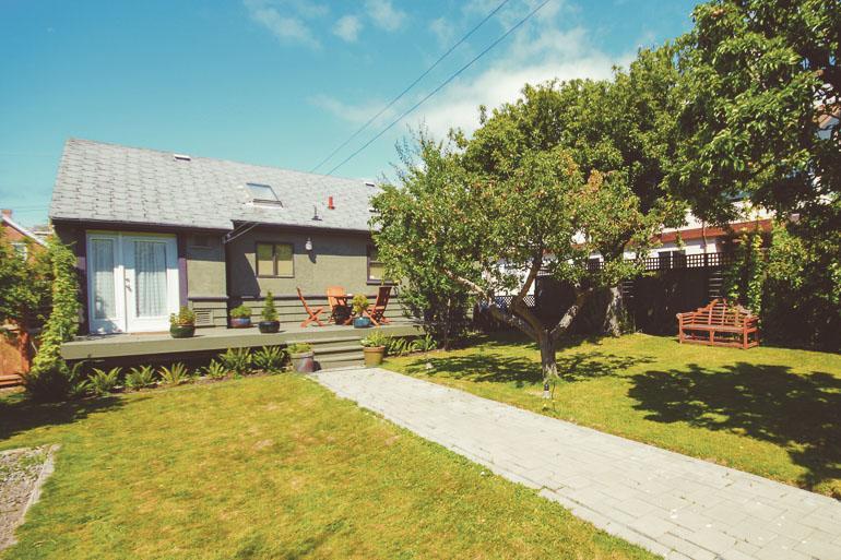 Spinnakers Gastro Brewpub & Guesthouses Victoria Exteriör bild